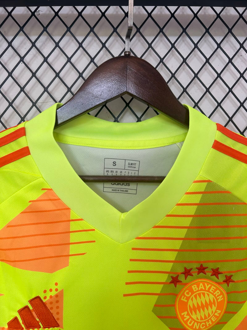 Camisola Bayern Munich Guarda-Redes Home I-24/25