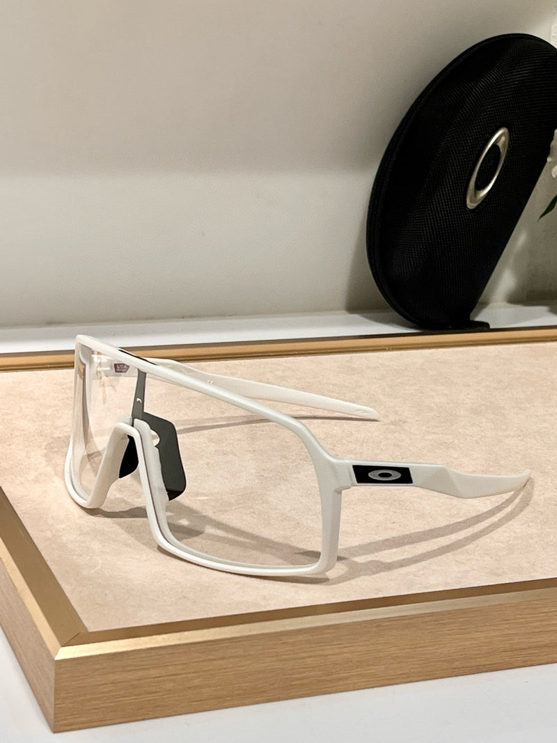 Óculos Esportivo Oakley - Branco Transparente