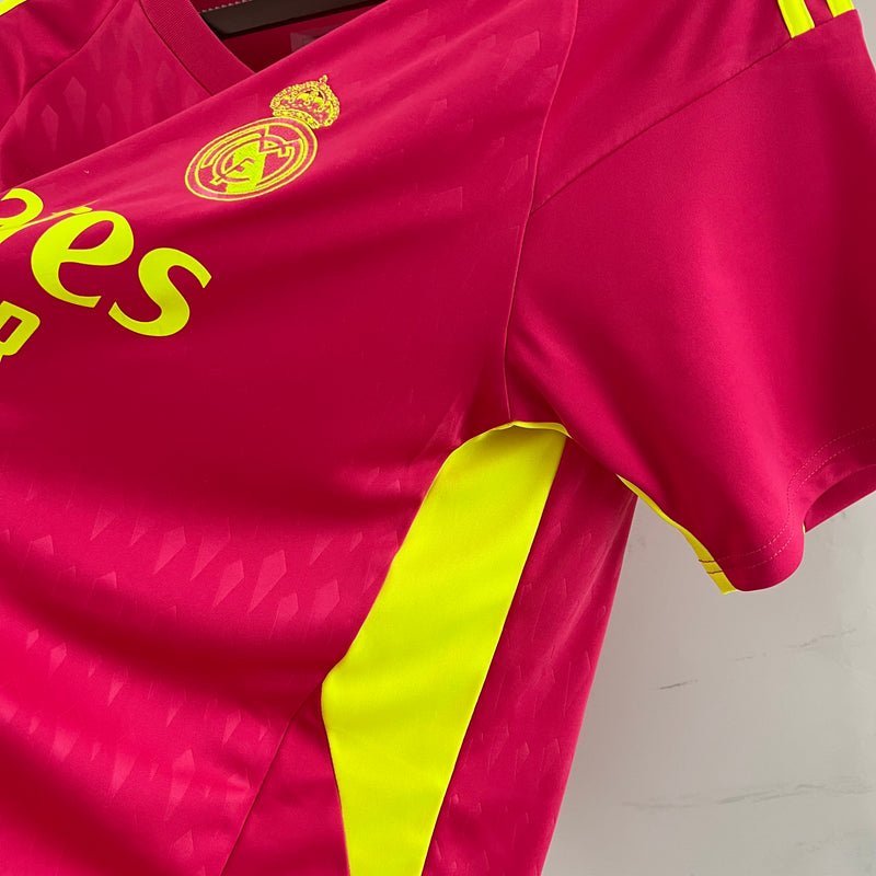 Camisola Real Madrid-Guarda Redes-Versão Magenta 2023/24
