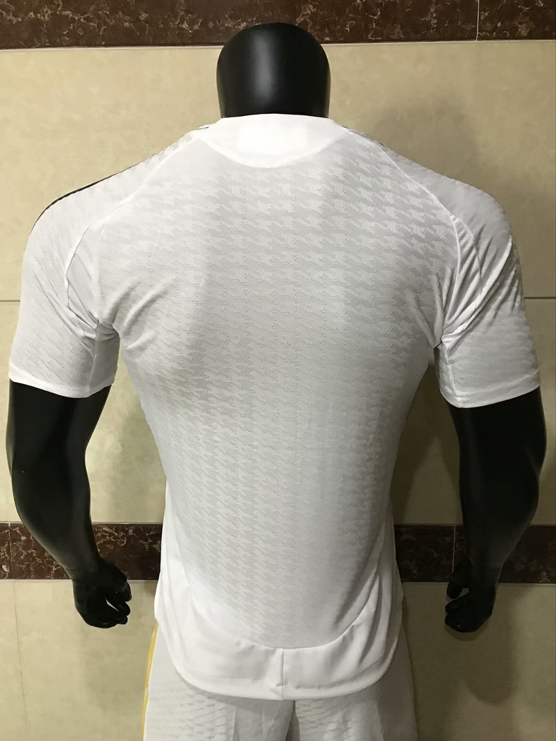 Camisola Real Madrid Versão Jogador 2024/25 Home