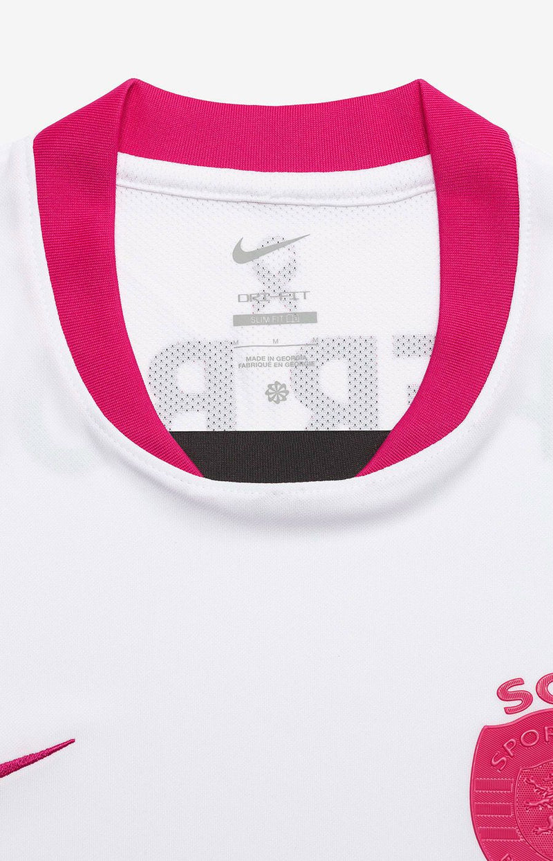 Camisola Sporting PINK OCTOBER Lançamento 25/26 (Pré Venda prazo de entrega 10 a 22 Dias Úteis)