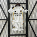 Conjunto Infantil Real Madrid 2025/26 - Home