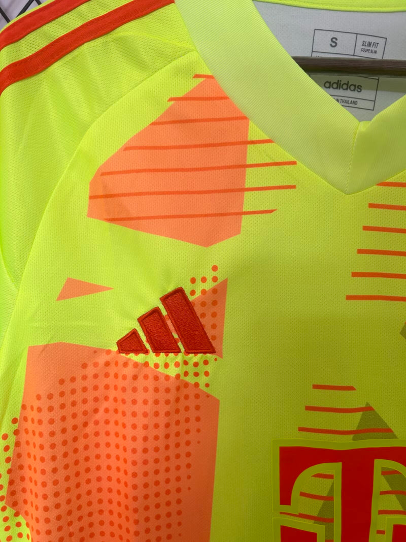 Camisola Bayern Munich Guarda-Redes Home I-24/25
