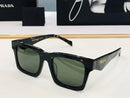 Óculos Prada - Preto-Dourado/Verde