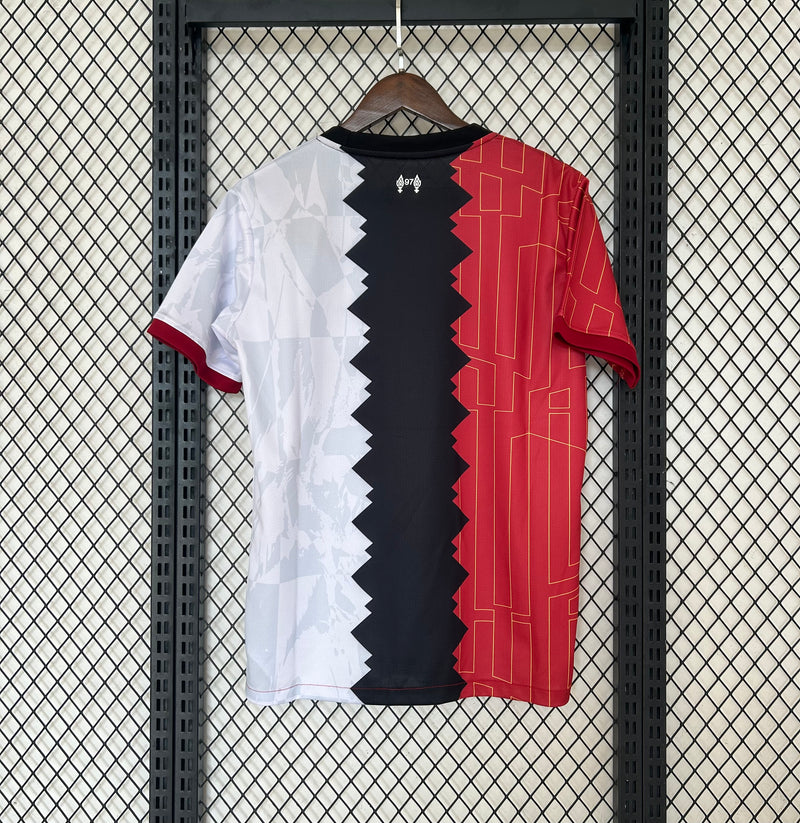 Camisola LIVERPOOL 24/25- Edição Especial
